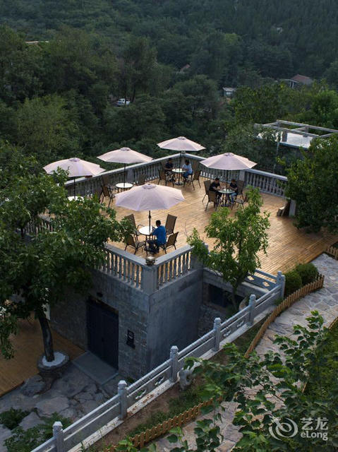 地址(在哪里):峪里民宿位于淄博市淄川区洪山镇土峪村介绍:推荐菜