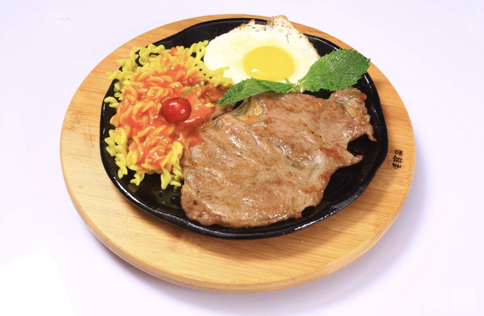 西冷原切牛排图片