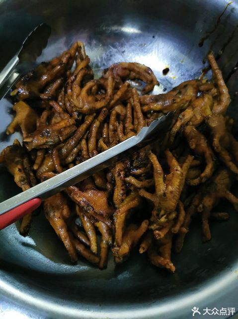 鲁班鸡爪爪锅贴