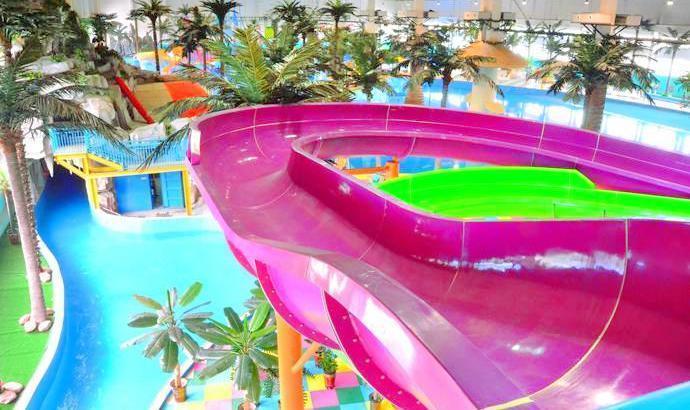开罗水上乐园泳池颜色图片