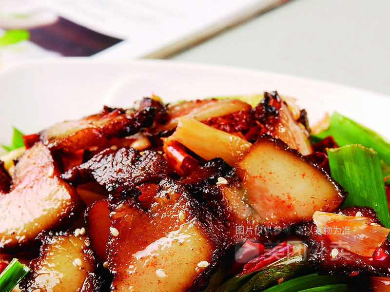 巴西烤肉煲仔饭图片