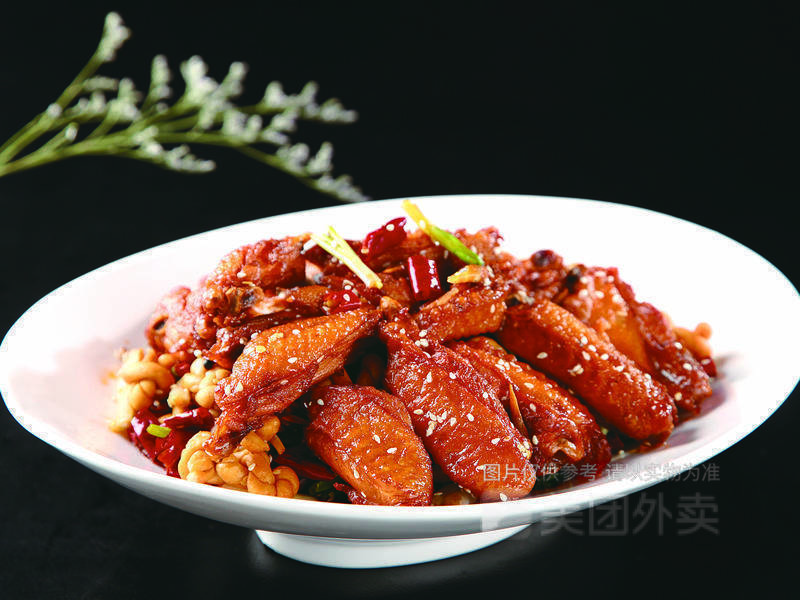 香辣鸡中翅图片