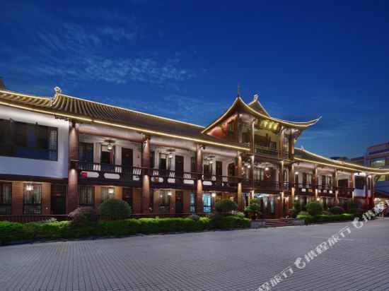 眉山水街附近住宿