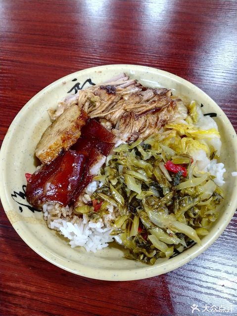 金牌猪脚饭