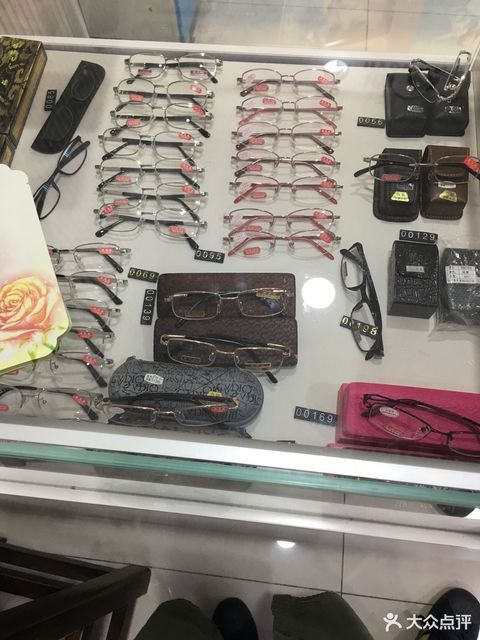 江苏丹阳眼镜厂