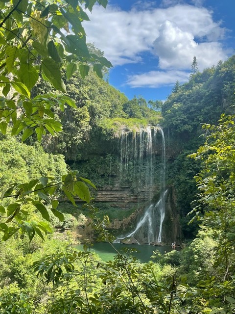 贵定马场河瀑布风景图图片