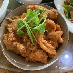 人均消費:分類:餐館;餐飲;小吃;快餐;小吃快餐查看詳情鄉巴佬鄉巴佬酒