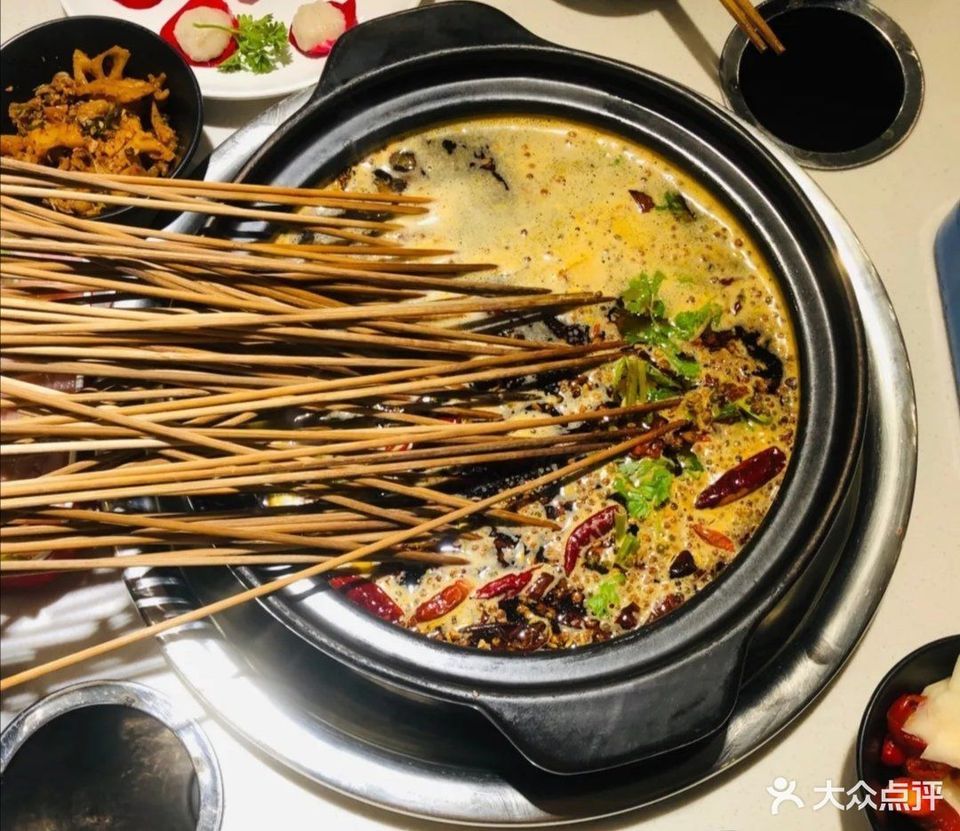 千仟签红小月君肝串串香火锅西彭店