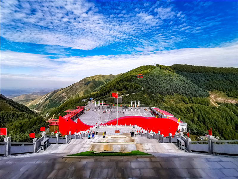 六盘山红军长征景区图片