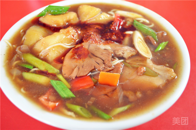 凉面推荐菜:介绍:地址(在哪里):郭凉面位于武威市凉州区公园路西关