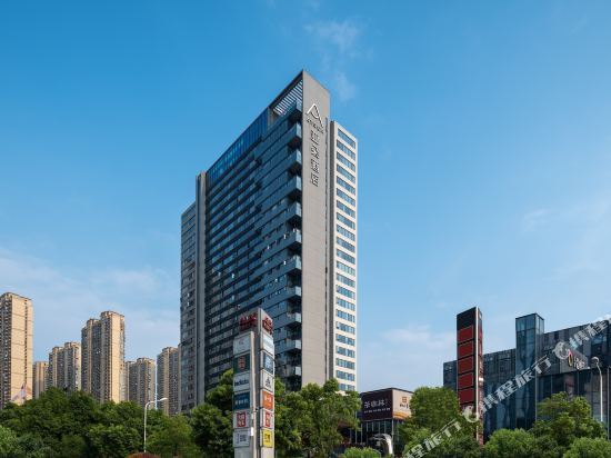 长沙滨江金融中心亚朵酒店图片