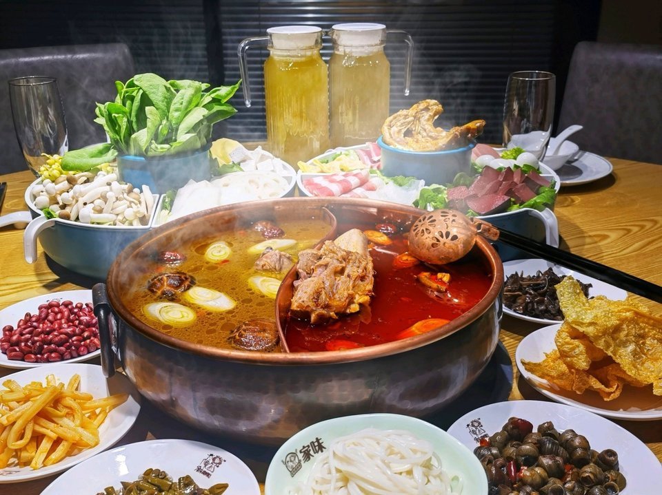 螺大鸽螺蛳粉火锅图片