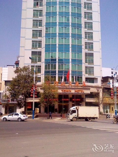 怎么去,怎么走,在哪,在哪里,在哪儿):毕节市七星关区碧阳大道与洪南路