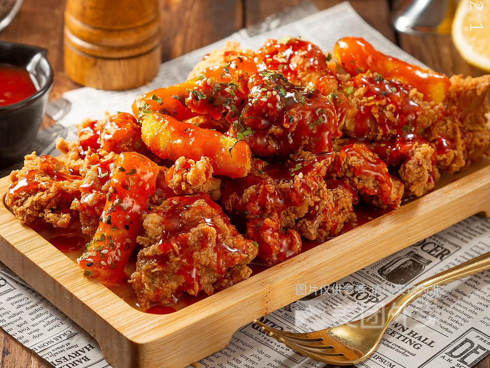 韩式炸鸡整只切块图片