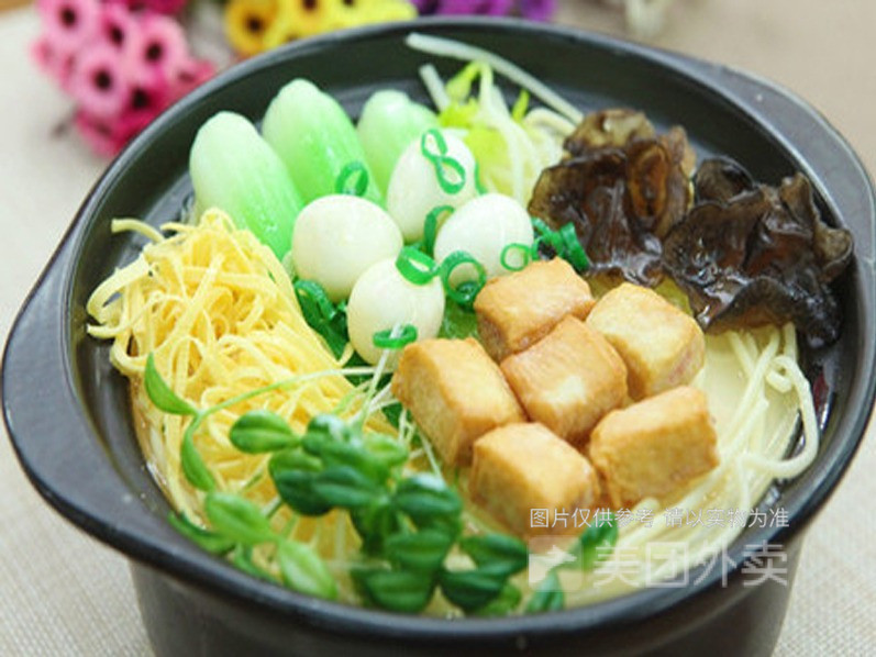 鱼豆腐火腿米线图片