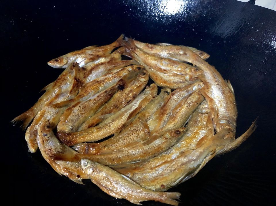 黄焖油鱼子图片