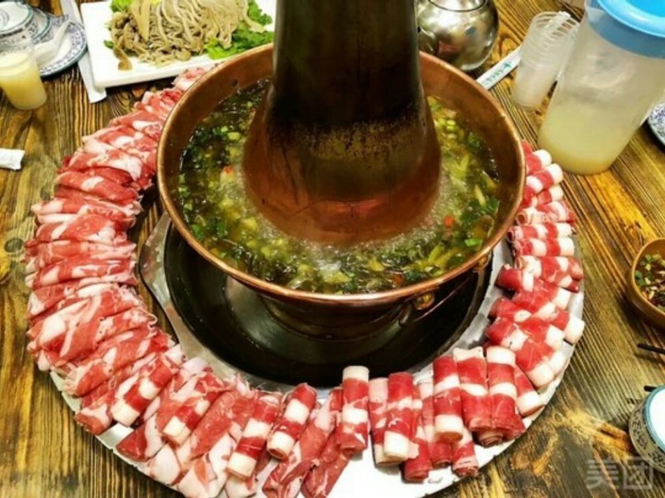 和泰鑫酸菜铜锅涮羊肉(巴山东路店)图片