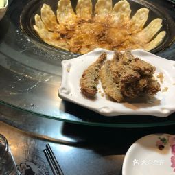 土锅炖老公鸡馆