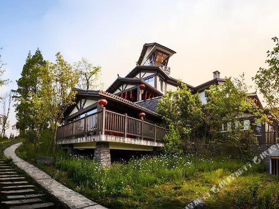 峨眉半山七里坪酒店