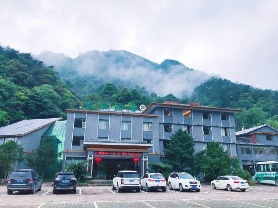 姑婆山森林宾馆地址(位置,怎么去,怎么走,在哪,在哪里,在哪儿):贺州市