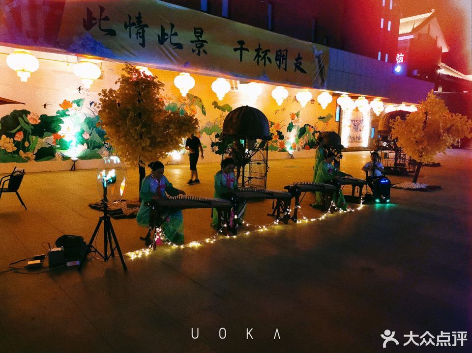 美食不夜城地址(位置,怎么去,怎么走,在哪,在哪里,在哪儿):通化市梅河