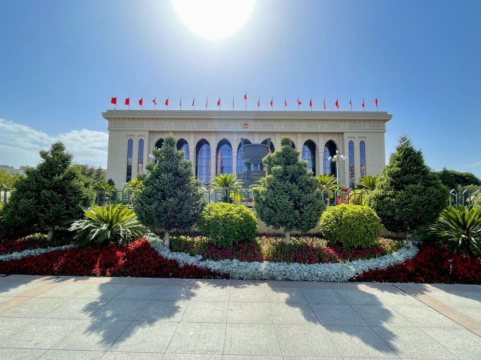 新疆人民会堂图片