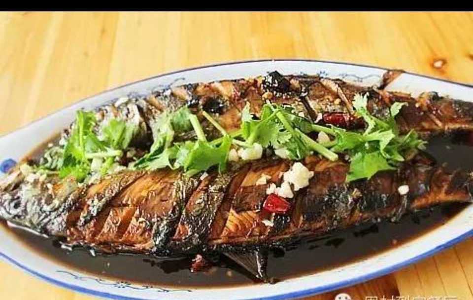煎青鱼图片