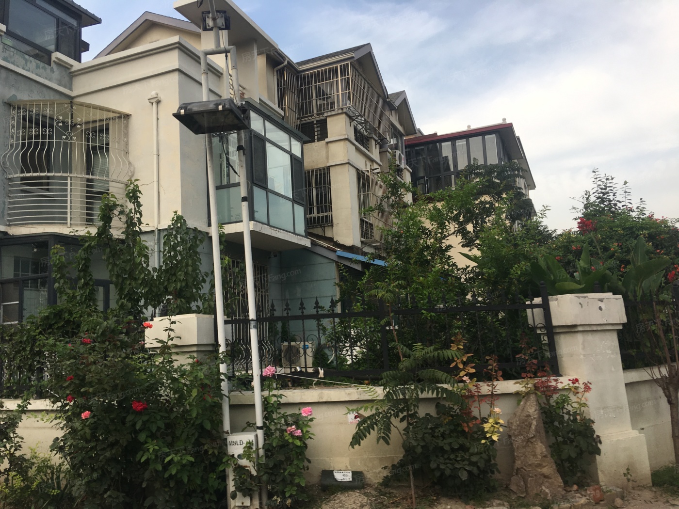 在哪,在哪里,在哪儿:天津市北辰区蒲杉苑8号楼附近电话:万科新城