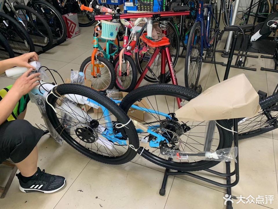 捷安特自行车专卖店