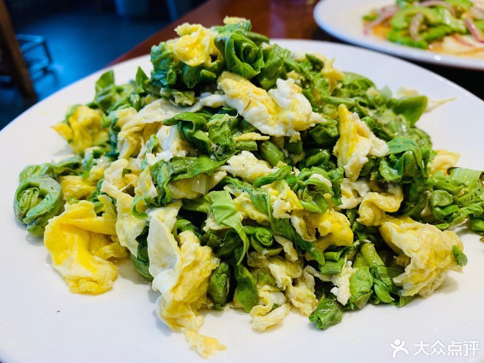 荷叶炒鸡蛋图片