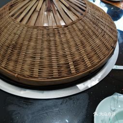 峨边兰兰烧鹅馆