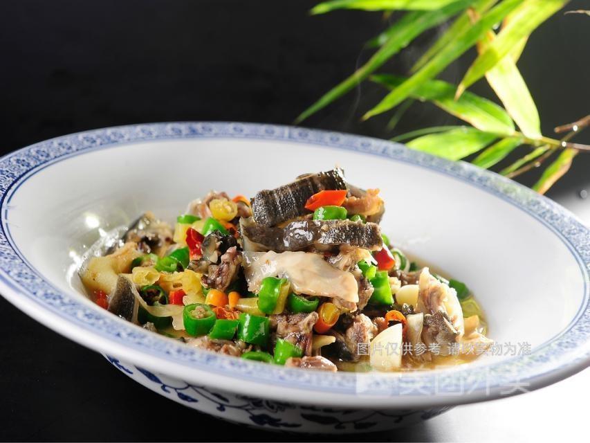 青椒焖沙鳖图片