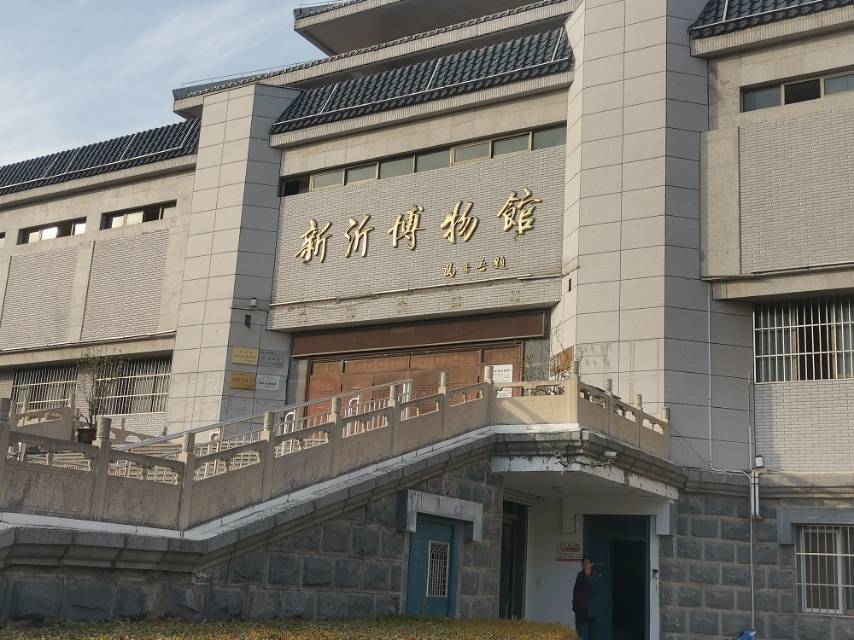 女性衣橱的灵动变化\x0A——新沂女装店引领时尚潮流的变化之道