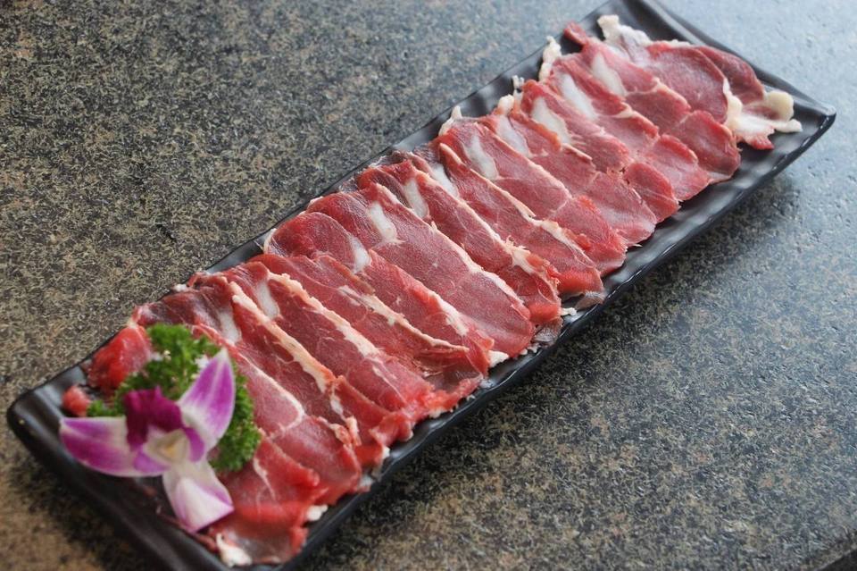 自家人牛肉火锅店