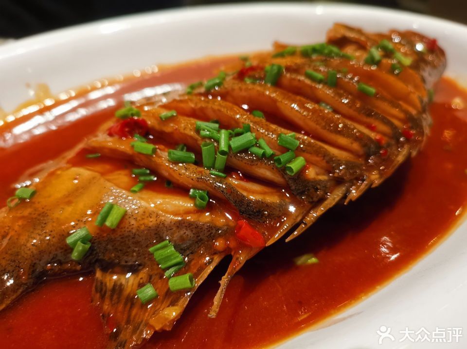 推荐菜:介绍:地址(在哪里):九华山德懋堂度假村·五观堂餐厅位于池州