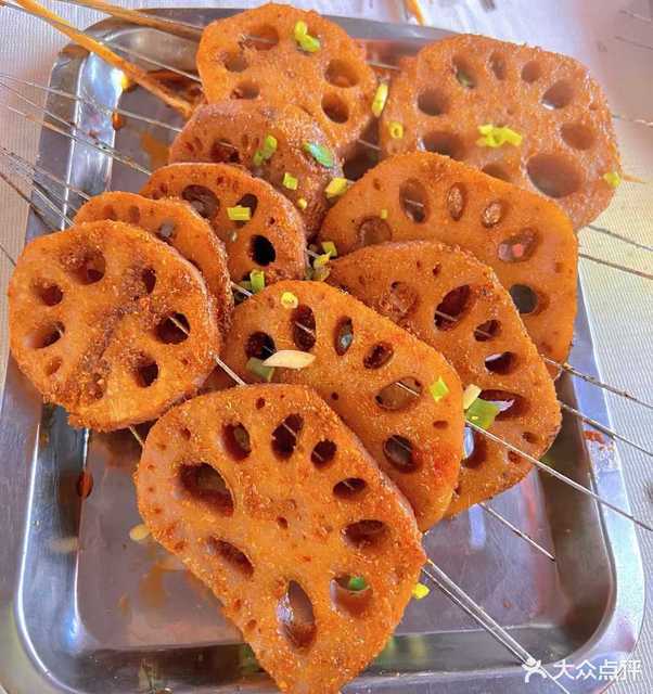 肉串推荐菜:介绍:地址(在哪里):老胡家烧烤位于随州市广水市中山大道