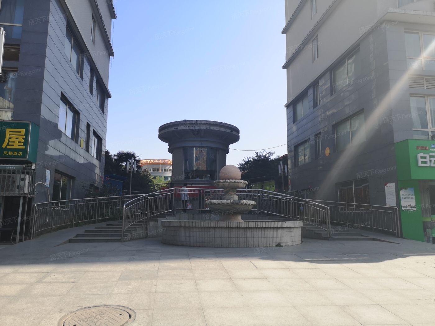 地址(在哪里):茗景城位于西安市长安区北长安街305