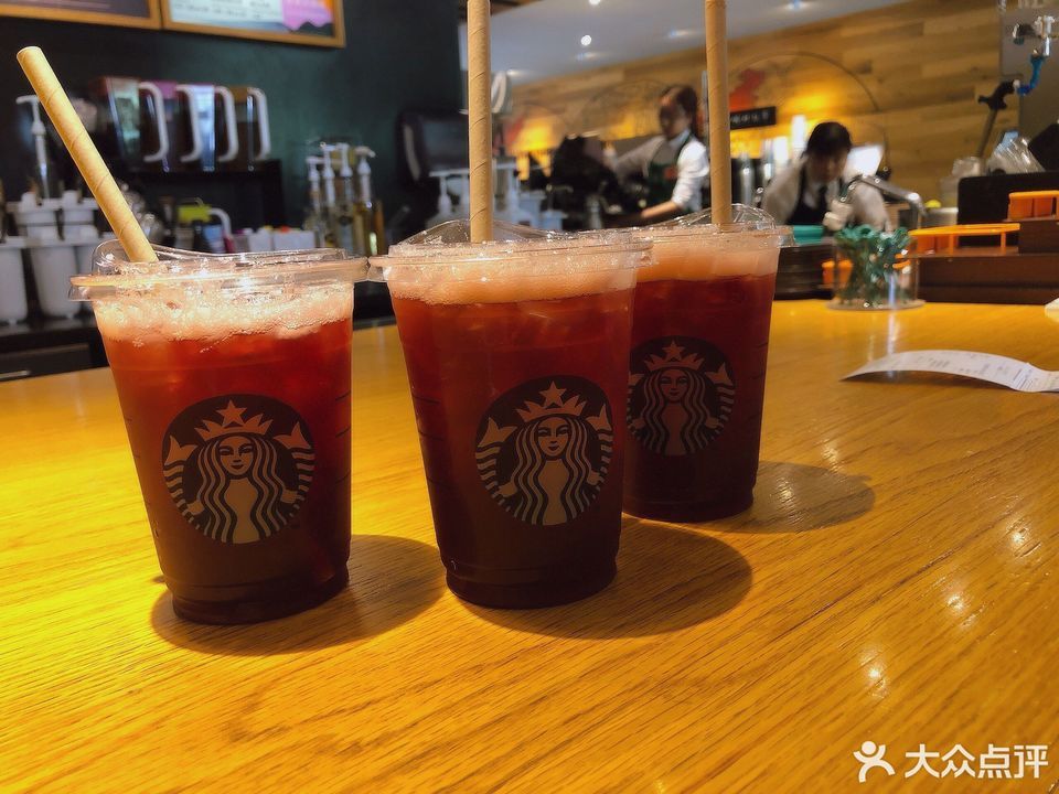 冰摇红莓黑加仑茶图片