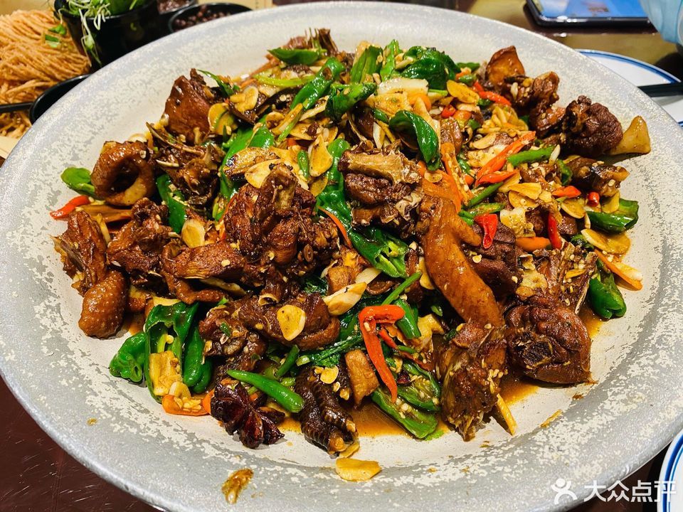 地锅老公鸡图片