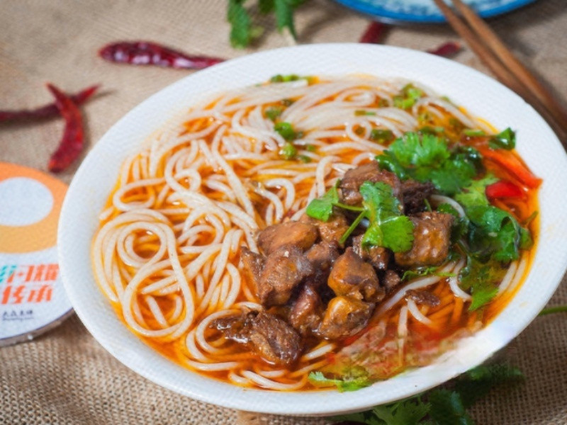 黄焖鸡米饭是哪里的特色