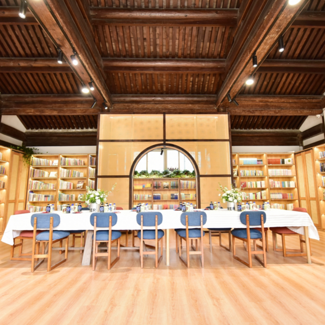 中央民族大学图书馆