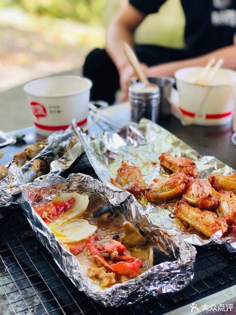 黄大仙桃花源烧烤美食广场