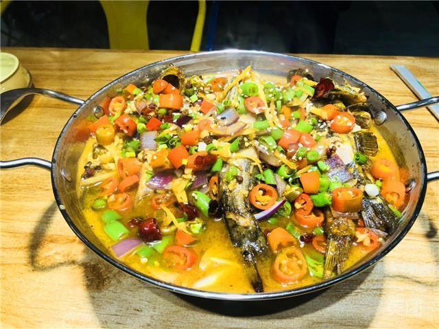 干锅黄骨鱼图片