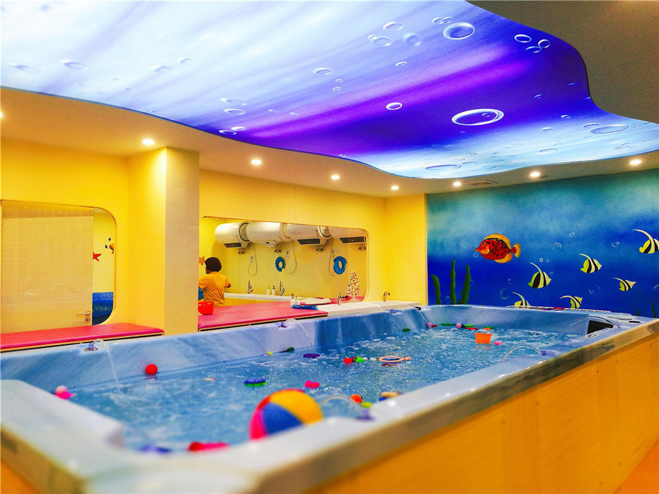 小店区文华苑e区八一街3-3号(文华苑社区医院旁)爱亲婴幼儿游泳馆电话