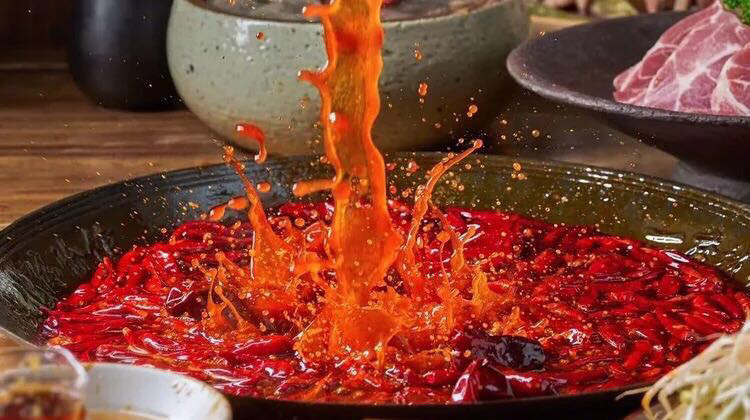 红油火锅图片