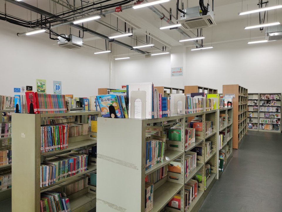 温江区图书馆图片