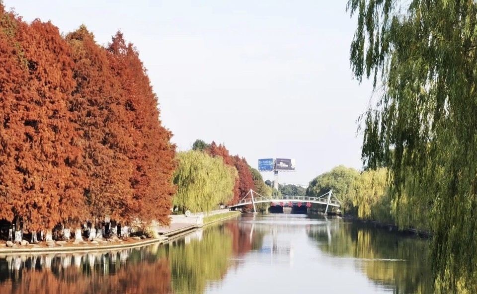 苏州市独墅湖包括:独墅湖生态公园,独墅湖,苏州独墅湖世尊酒店,苏州