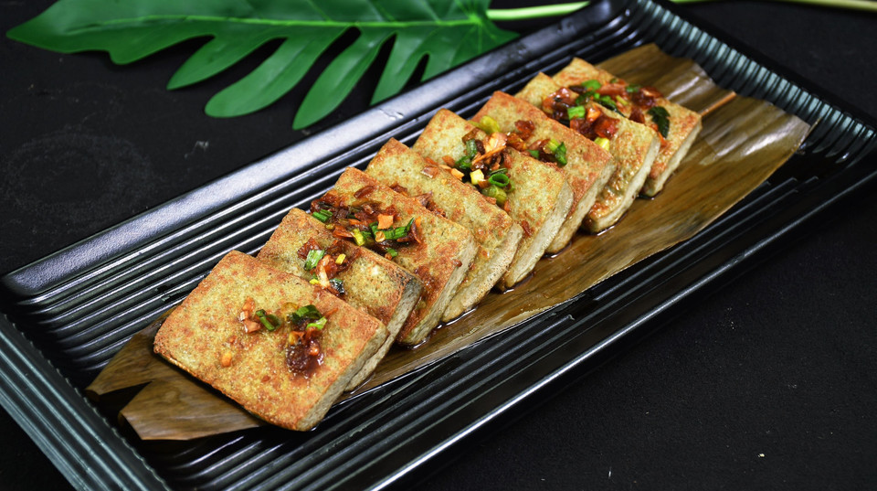 香煎黑豆腐图片