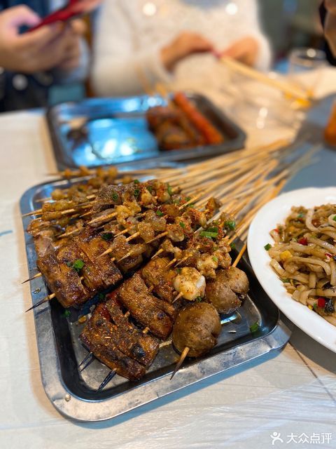 喜洋洋夜宵烧烤城图片