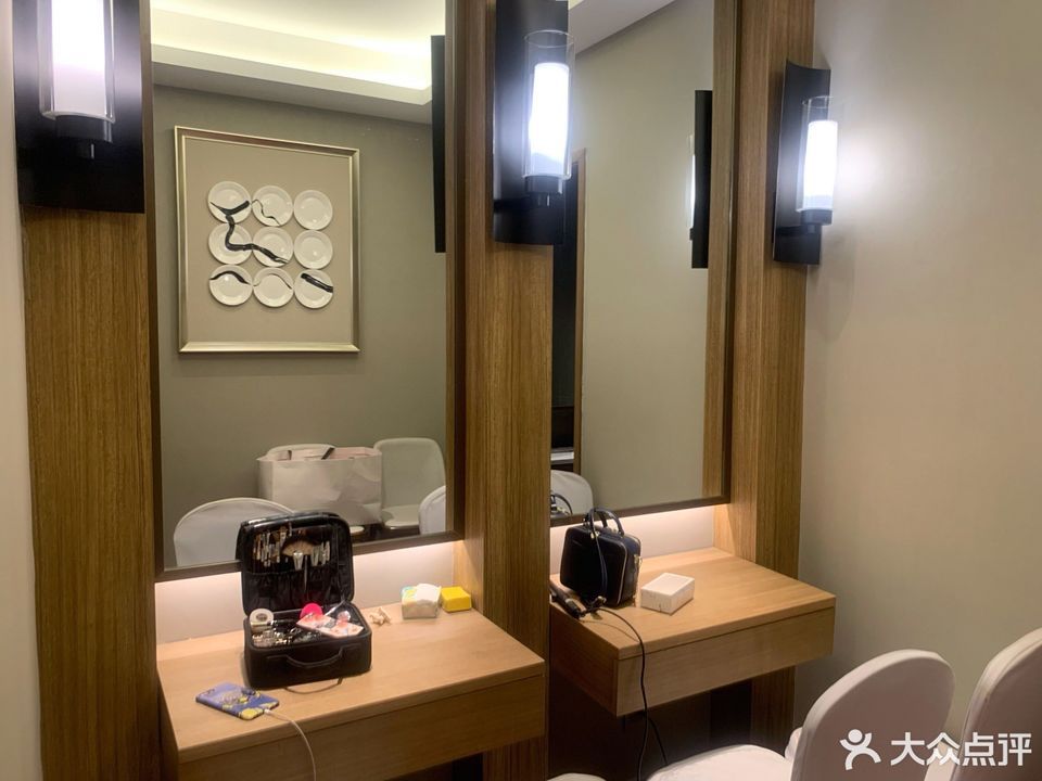 【艺尚小镇雷迪森酒店】地址,电话,路线,周边设施_360地图